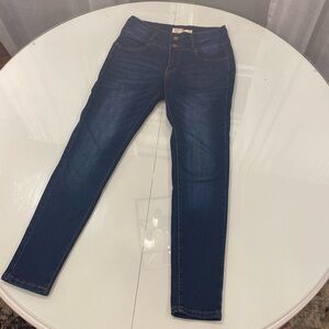 Gently Used. Encore Skinny Blue Jeans